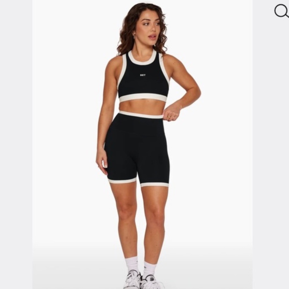Set Active Sportbody Bike Shorts - Contrast in 
medium